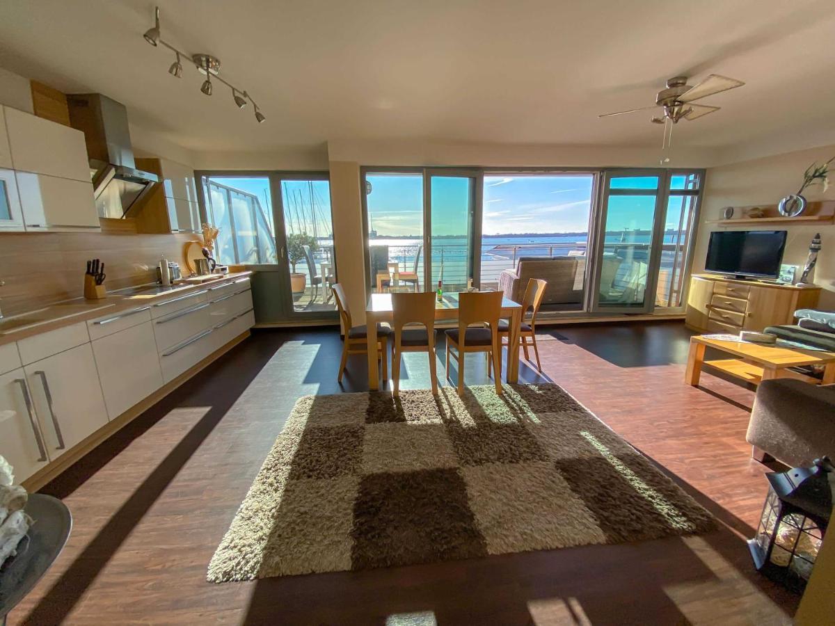 Haus Putbus In Altefaehr - Wg 3 Mit Panoramablick Apartment Bagian luar foto