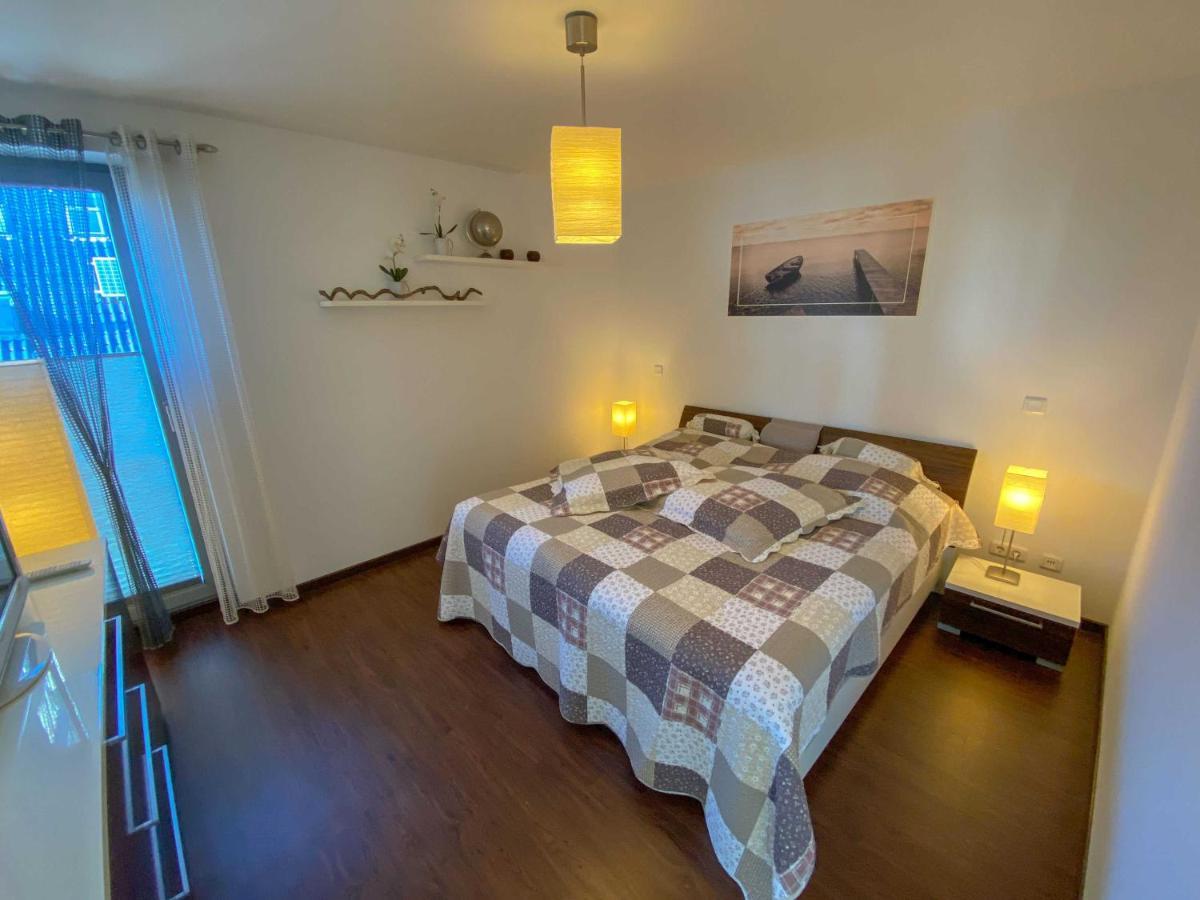 Haus Putbus In Altefaehr - Wg 3 Mit Panoramablick Apartment Bagian luar foto